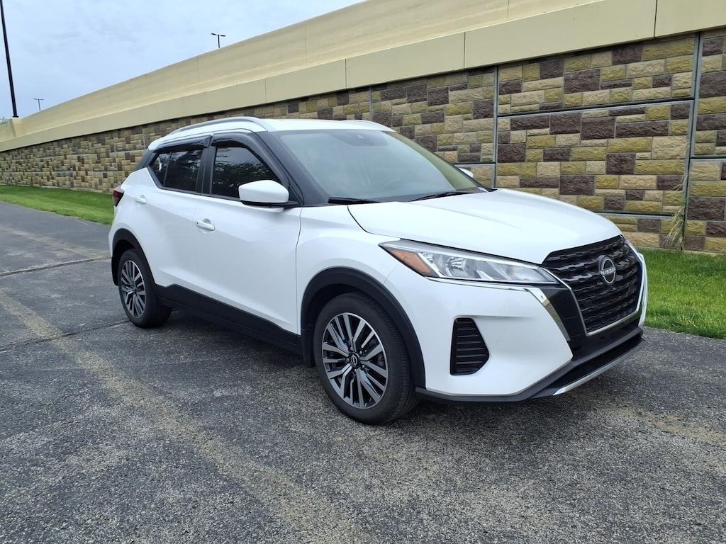 Used 2023 Nissan Kicks SV SUV