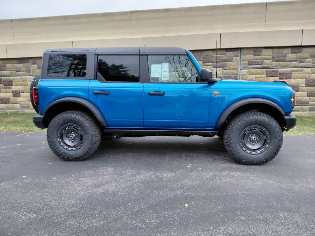 New 2025 Ford Bronco Badlands Advanced 4x4