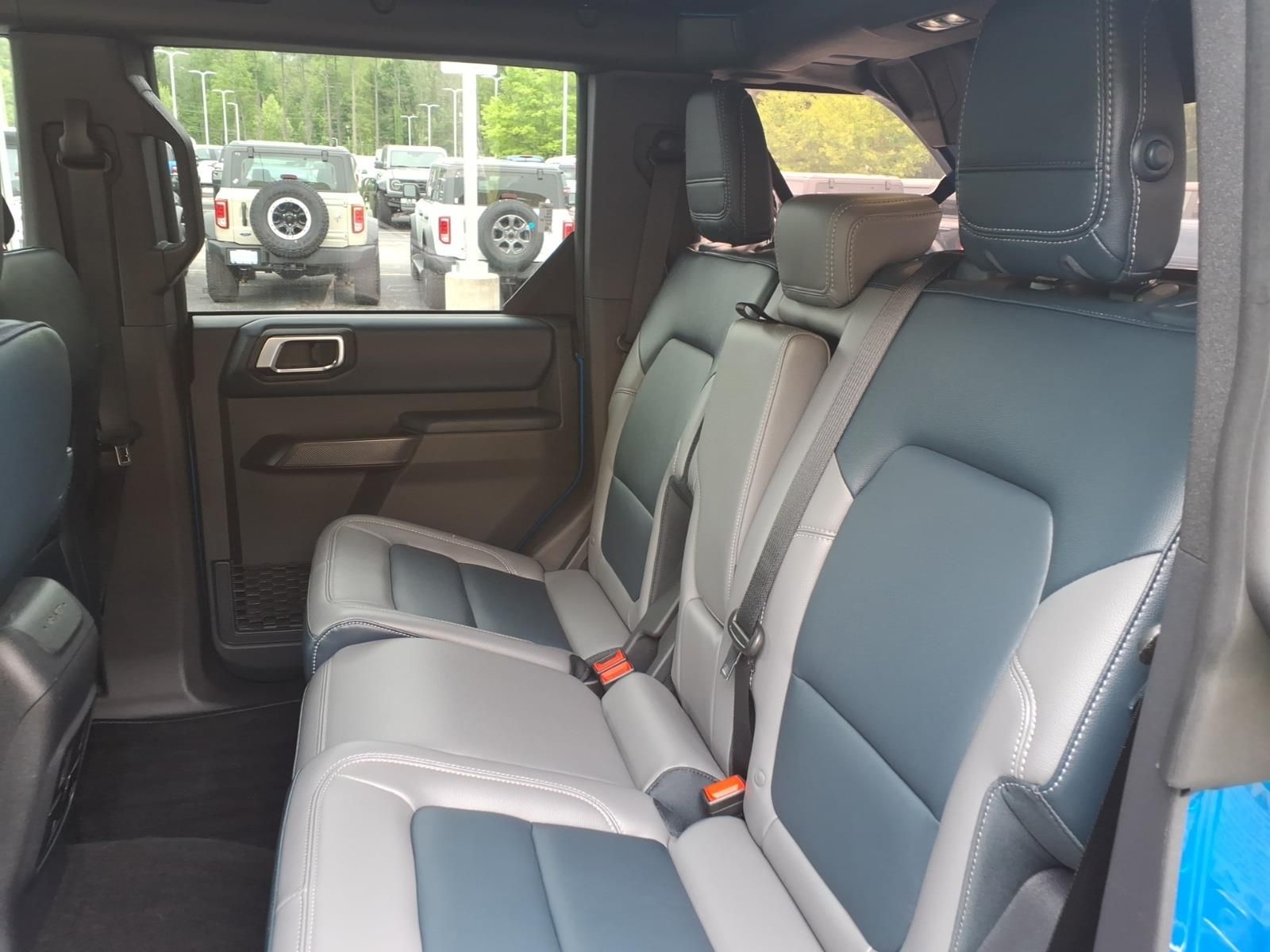 2024 Ford Bronco Outer Banks - Photo 30