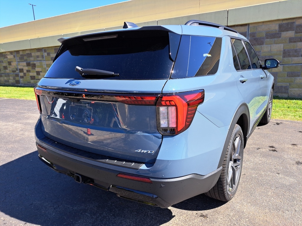 New 2025 Ford Explorer ST-Line SUV