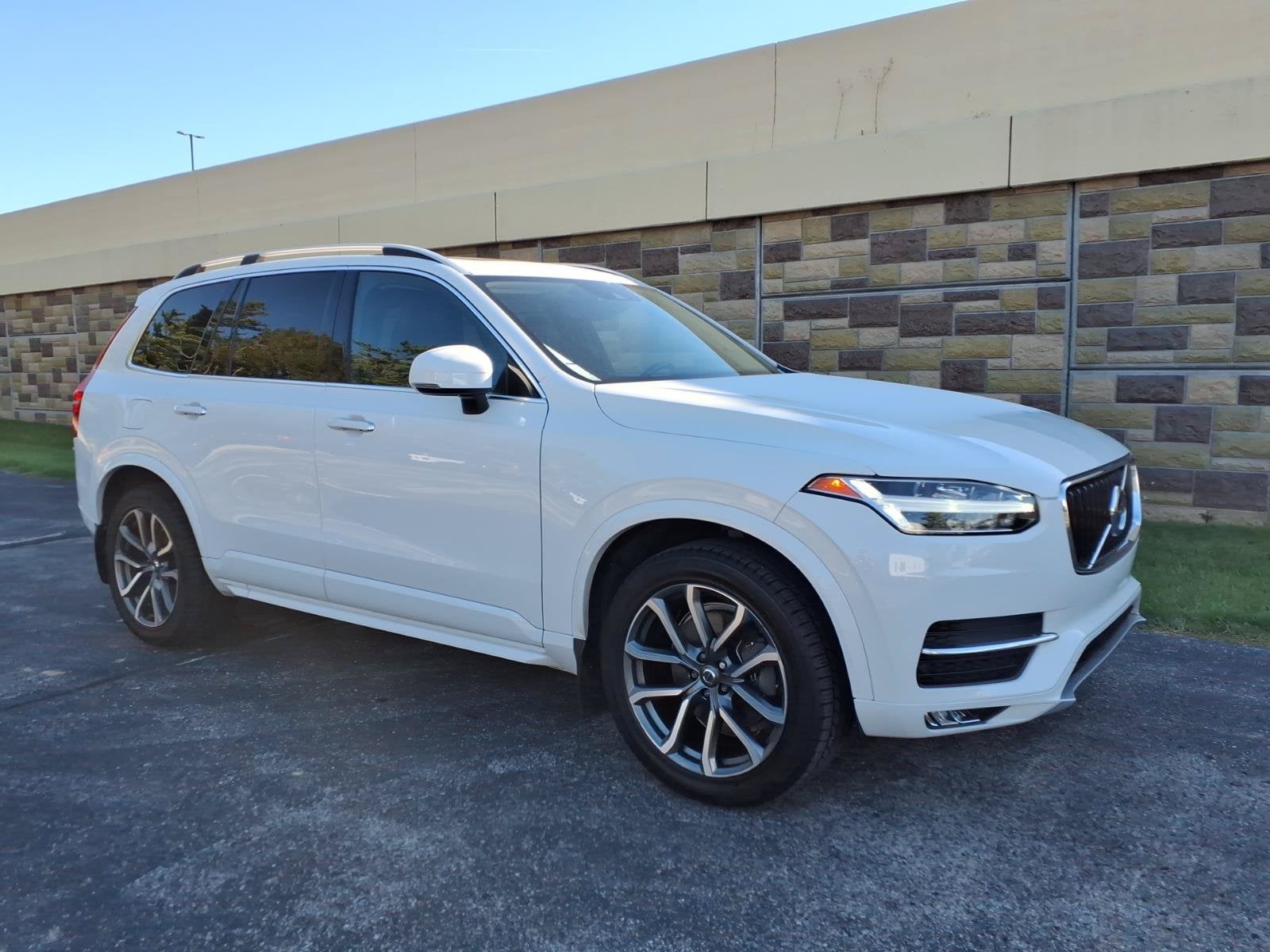 2018 Volvo XC90 Momentum