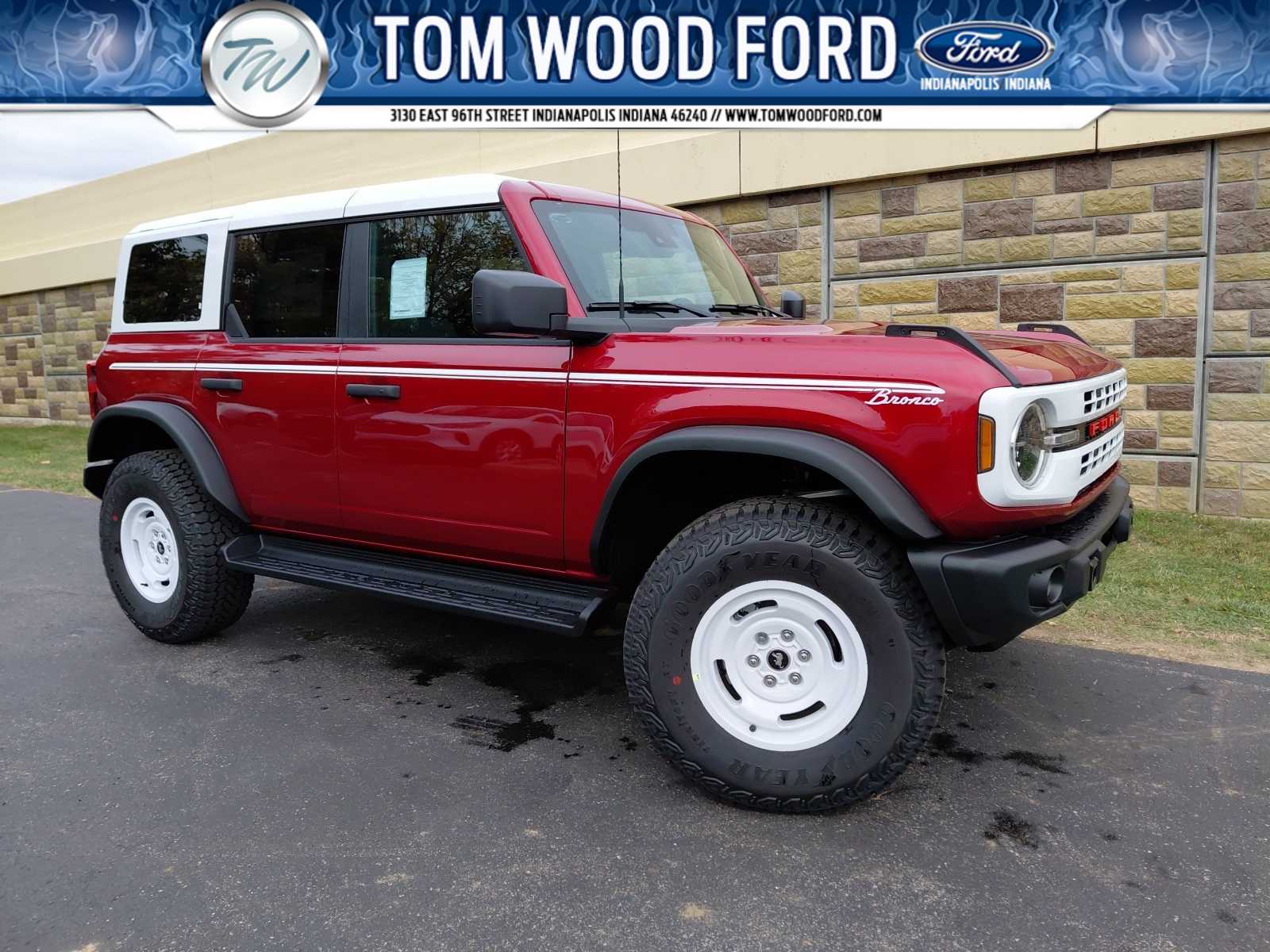 2025 Ford Bronco 4-Door Heritage Editon's photo