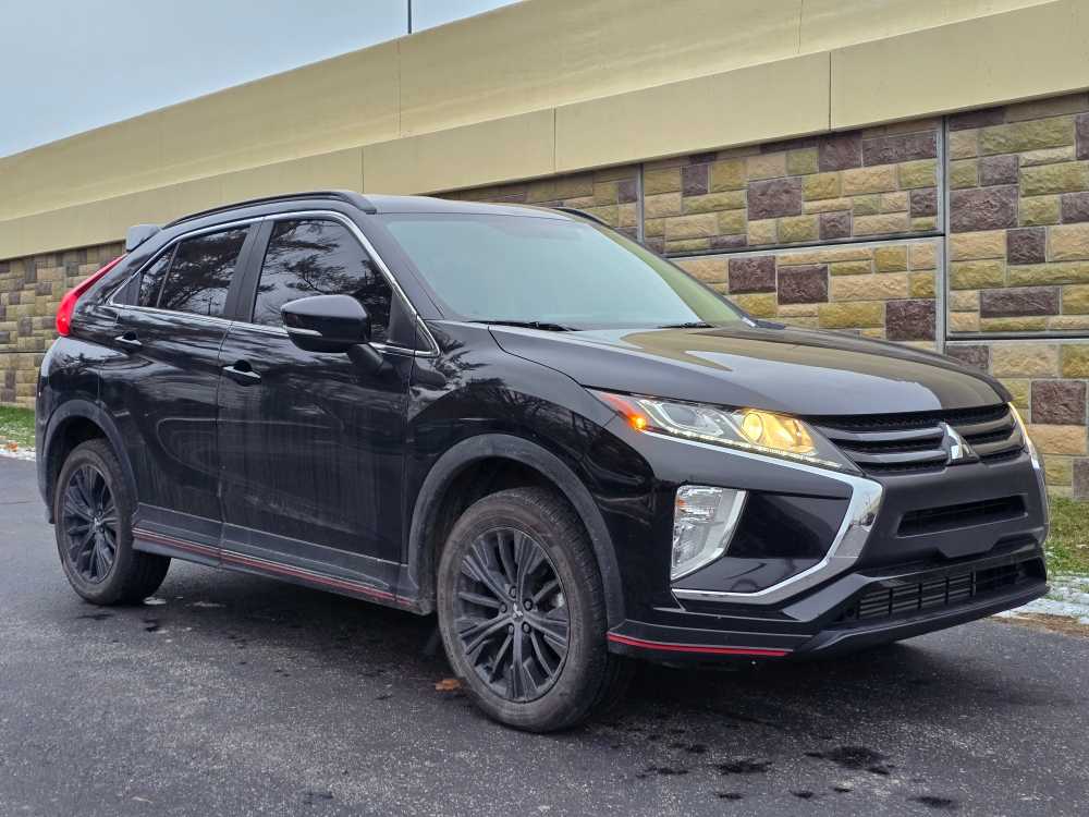2019 Mitsubishi Eclipse Cross SP photo 3