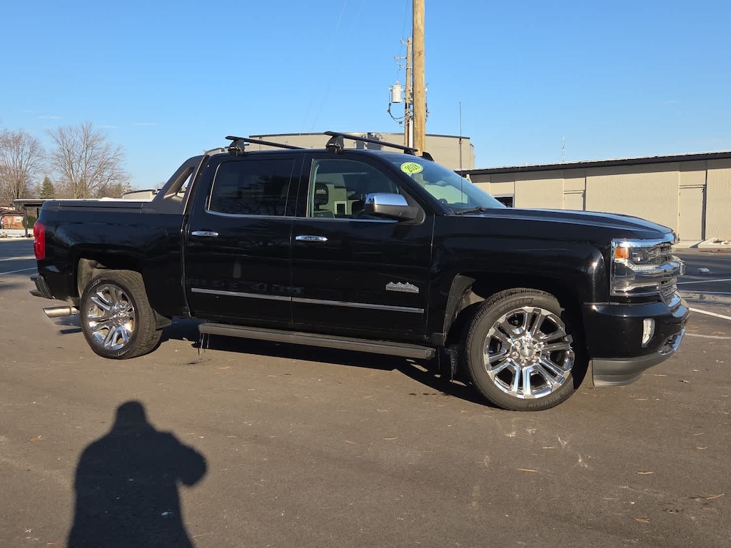 Used 2018 Chevrolet Silverado 1500 High Country 4WD Crew Cab 143.5 4WD Crew Cab 143.5