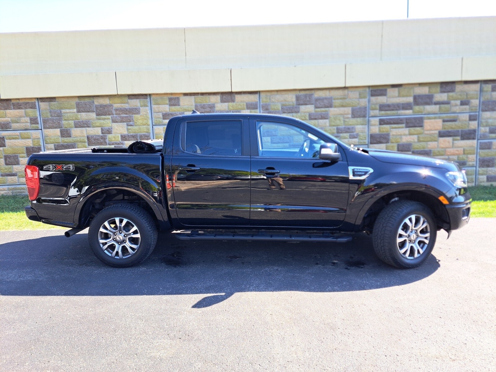 2019 Ford Ranger Lariat photo 2