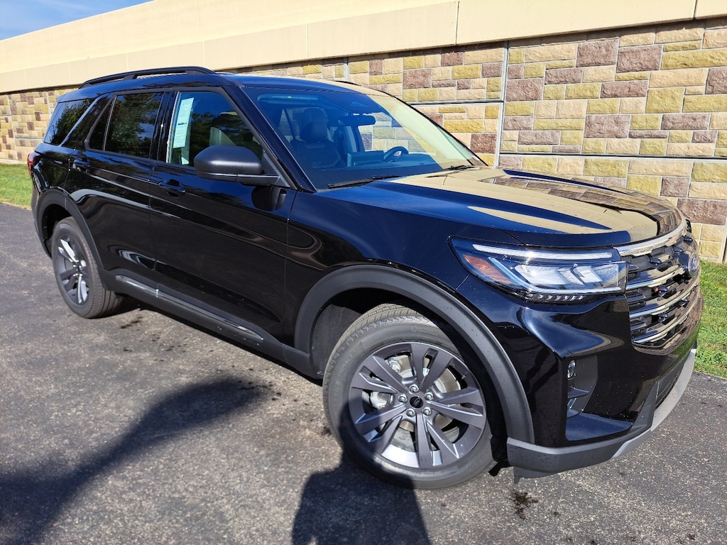 New 2025 Ford Explorer Active SUV