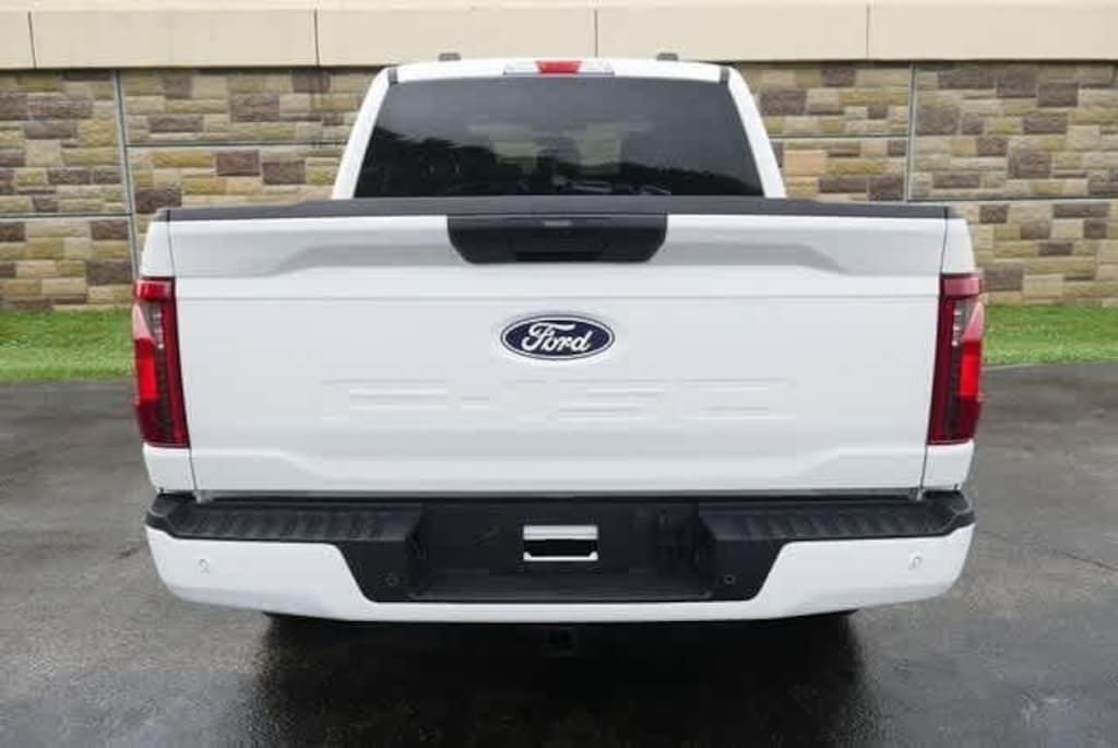 New 2025 Ford F-150 STX 4WD Supercrew 5.5 Box 4WD SuperCrew 5.5 Box