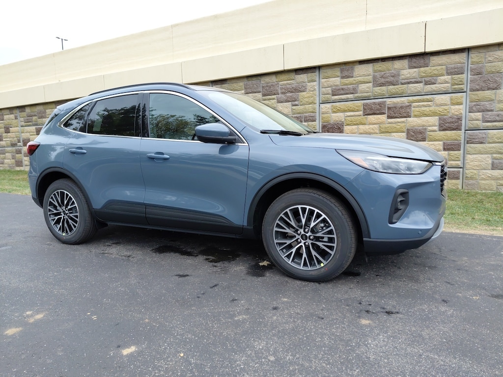 New 2026 Ford Escape Base SUV