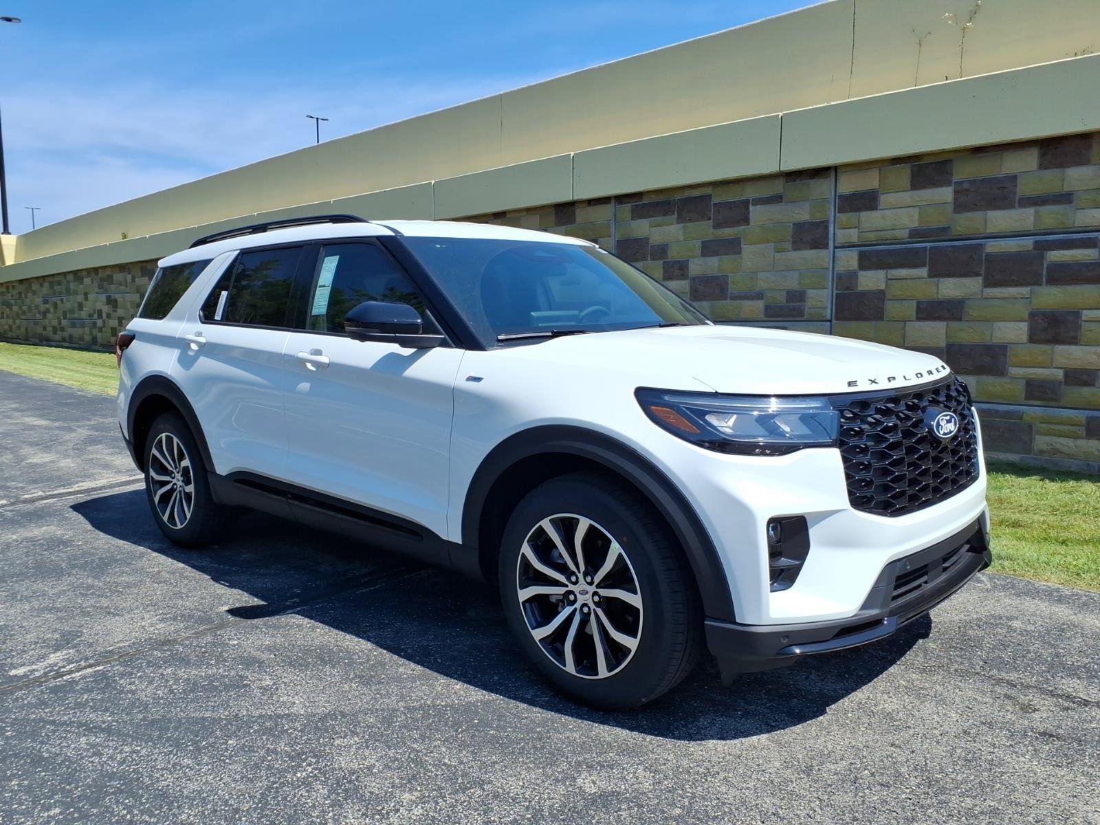 2027 Ford Explorer ST-Line SUV