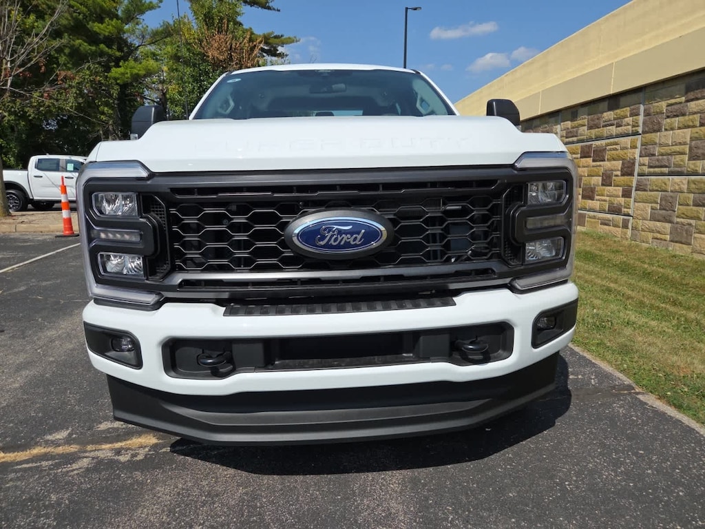 New 2026 Ford Super Duty F-250 SRW XL Truck Crew Cab