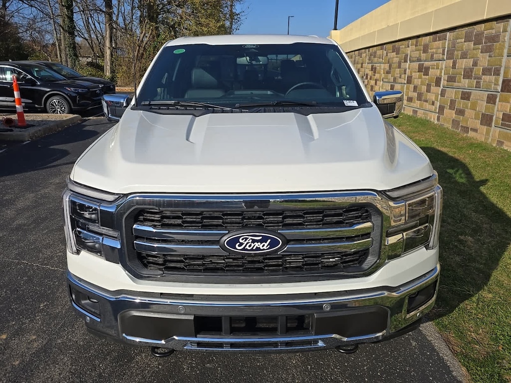 New 2025 Ford F-150 Lariat Truck SuperCrew Cab