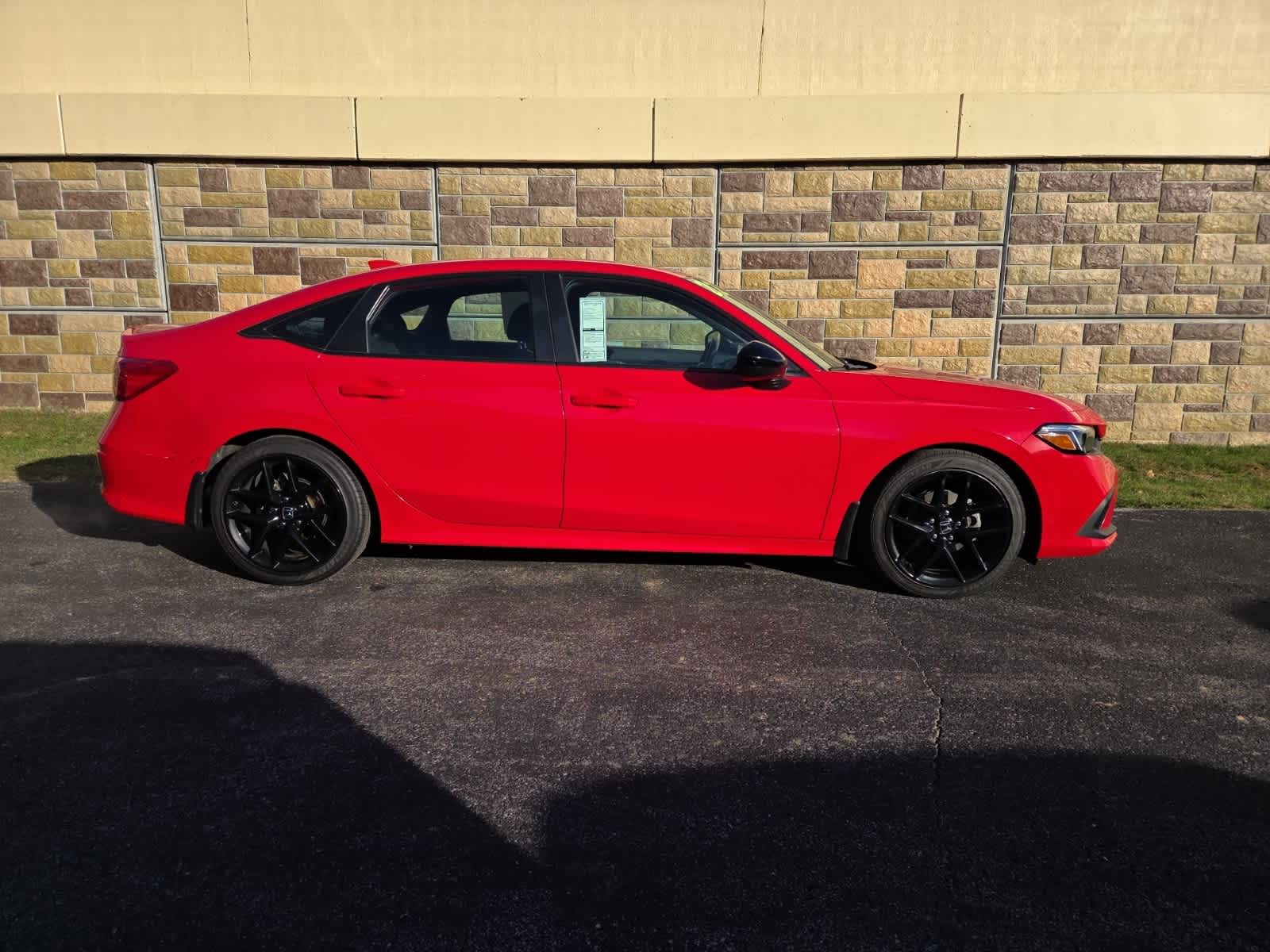 2022 Honda Civic Sport photo 2