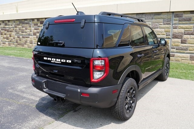 2025 Ford Bronco Sport Badlands photo 3