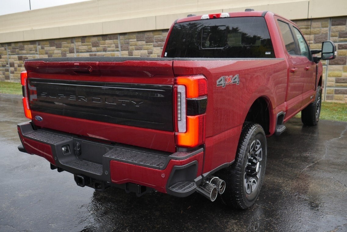 2026 Ford F-250 Platinum photo 3