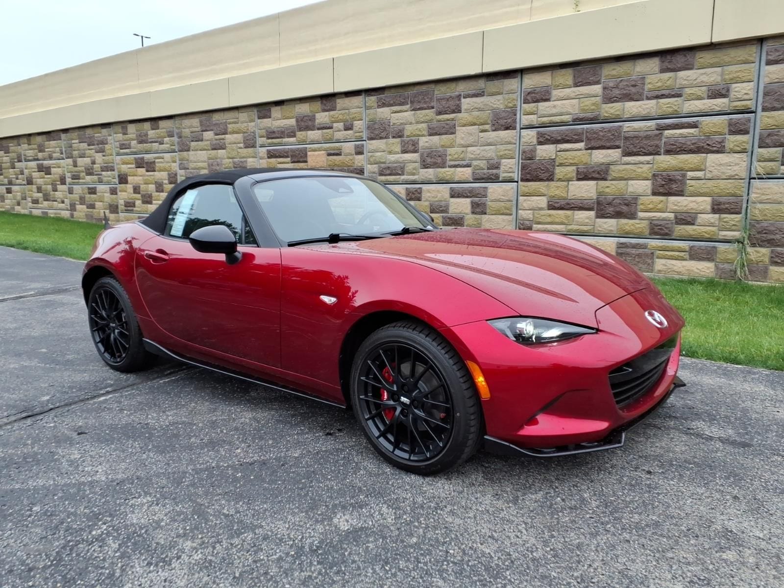 2025 Mazda MX-5 Miata Club's photo