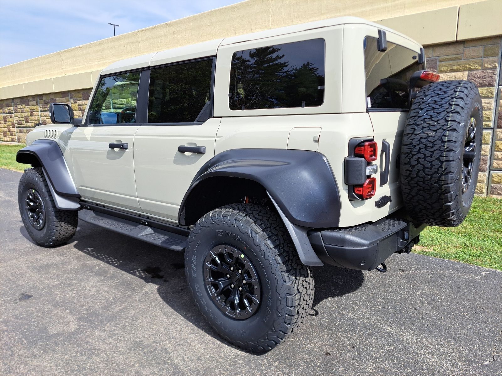 2025 Ford Bronco 4-Door Raptor - Photo 6
