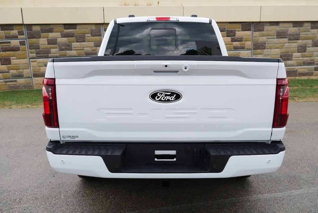 New 2025 Ford F-150 XLT Truck SuperCrew Cab