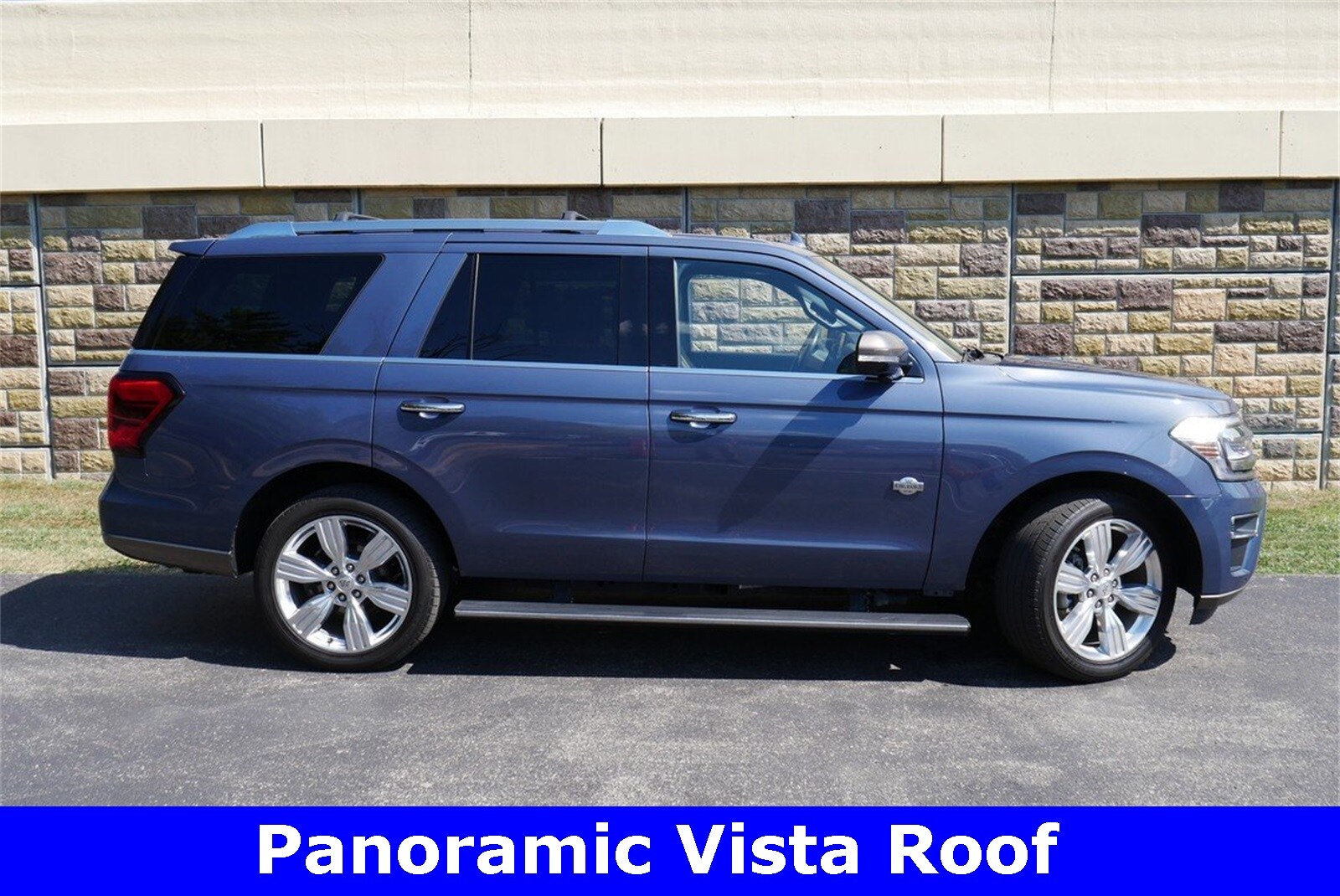 2023 Ford Expedition King Ranch photo 2