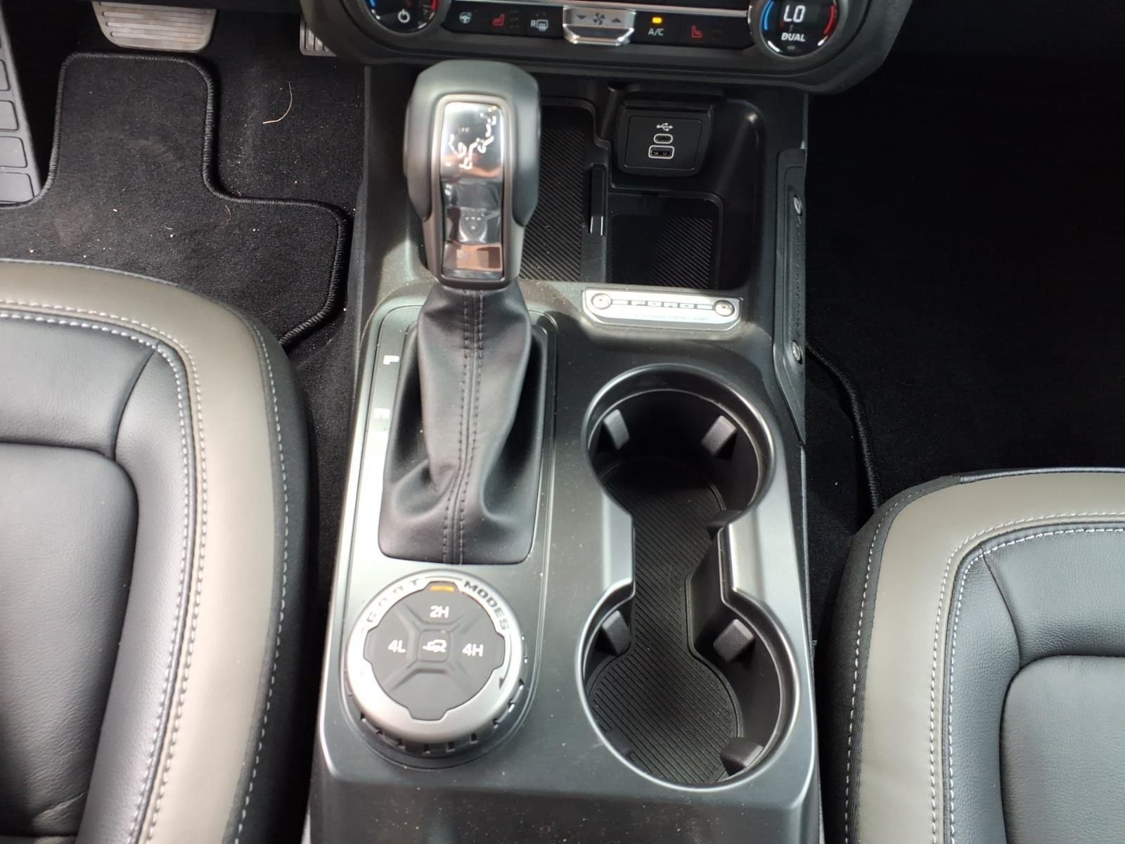 2026 Ford Bronco 4-Door Outer Banks - Photo 27