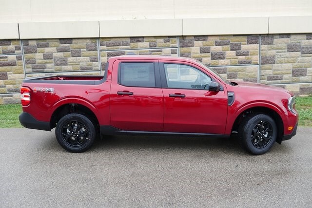 2025 Ford Maverick XLT photo 2