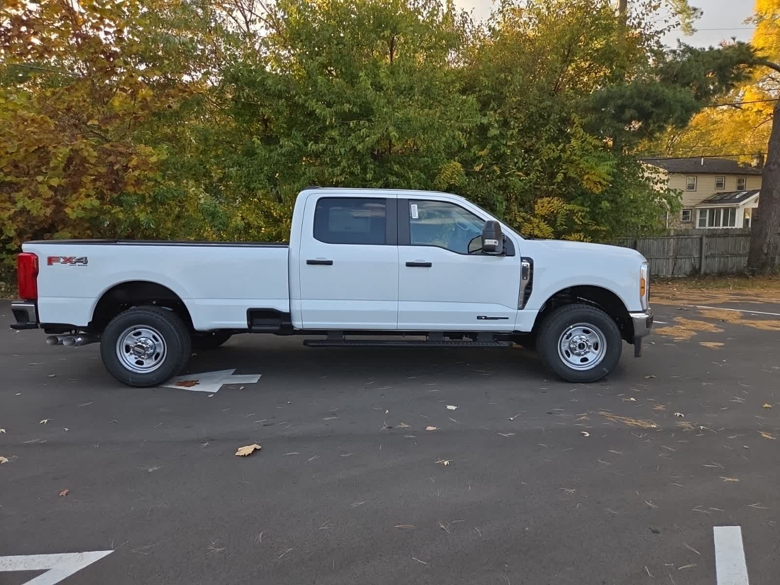 2026 Ford F-350 XL photo 2