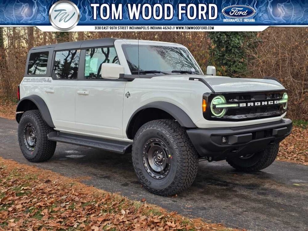 New 2025 Ford Bronco Outer Banks SUV