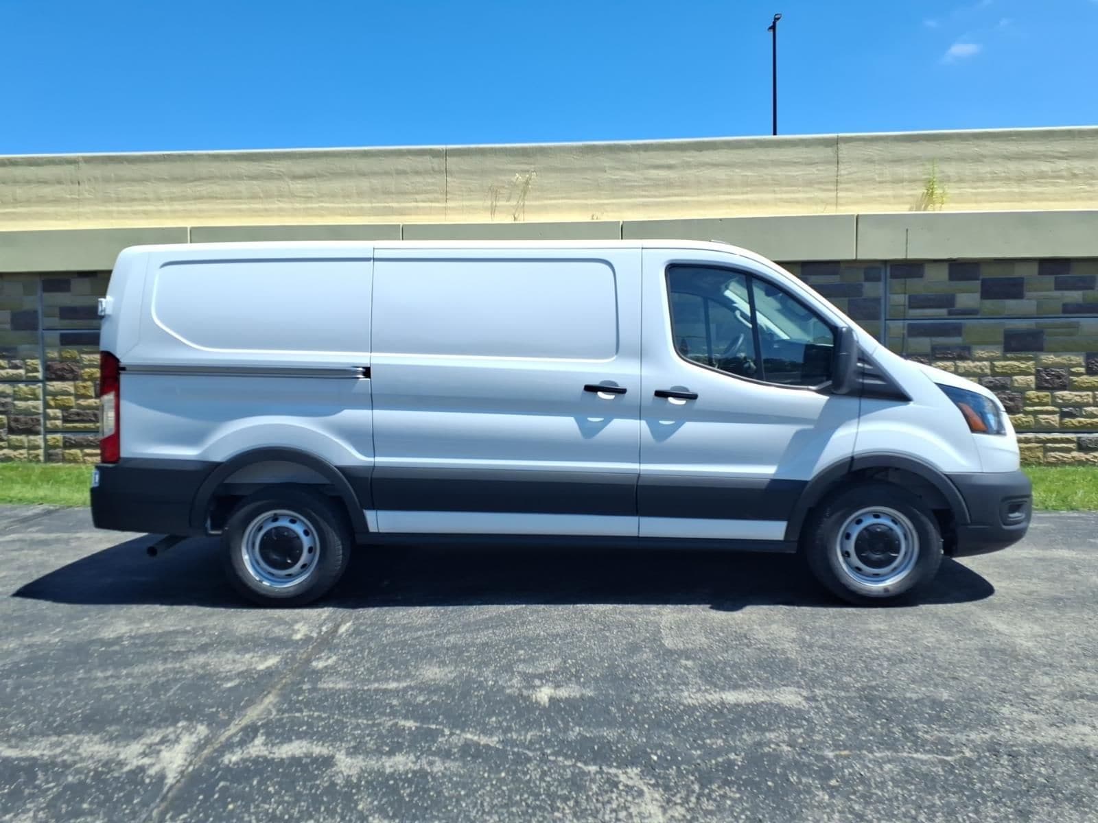 2026 Ford Transit Van Base - Photo 9