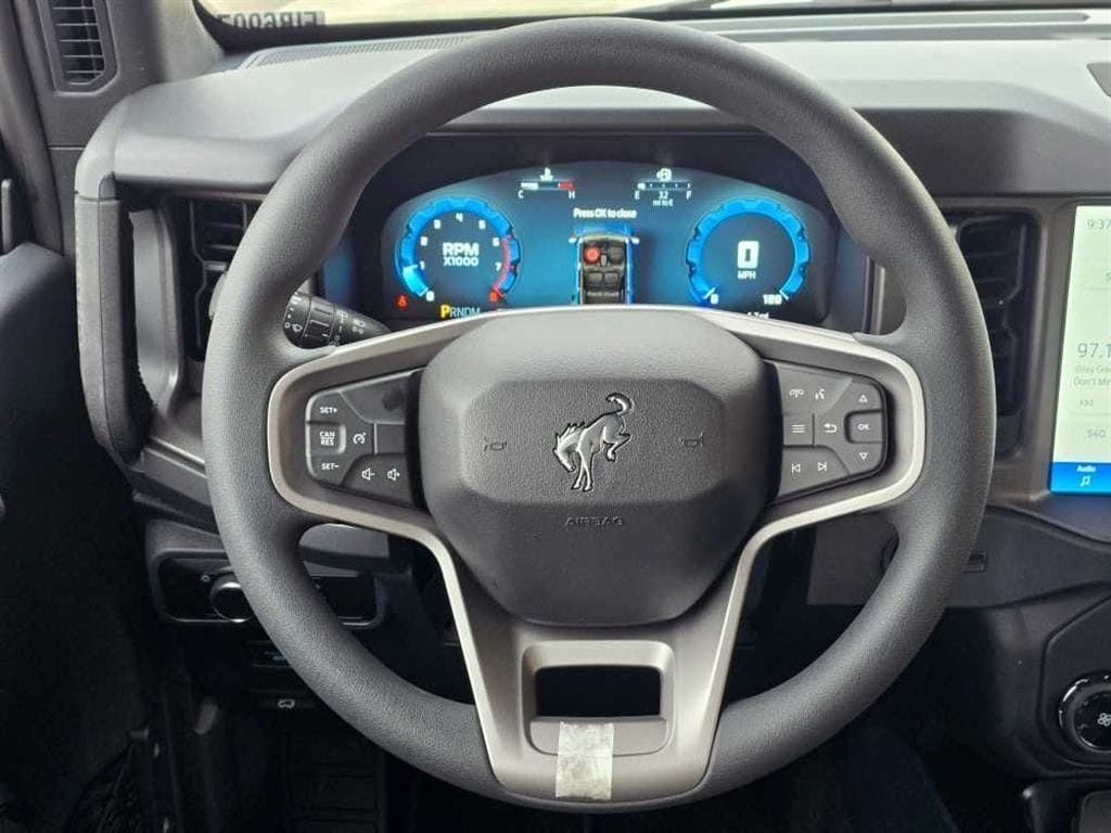 2025 Ford Bronco 2-Door Base - Photo 22