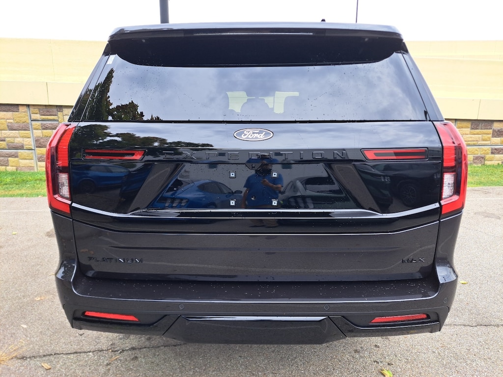 New 2025 Ford Expedition Max Platinum SUV