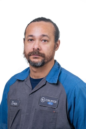 Staff member Daren J. from 19bde0655616