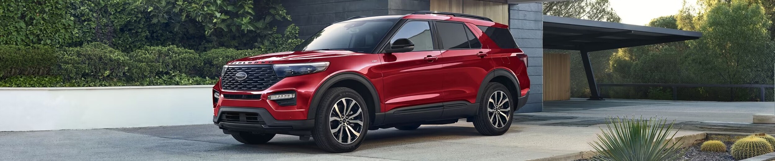 Ford Explorer XLT Vs. Ford Explorer Limited: Trim Comparison