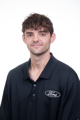 Staff member Dylan M. from 19bde0655616