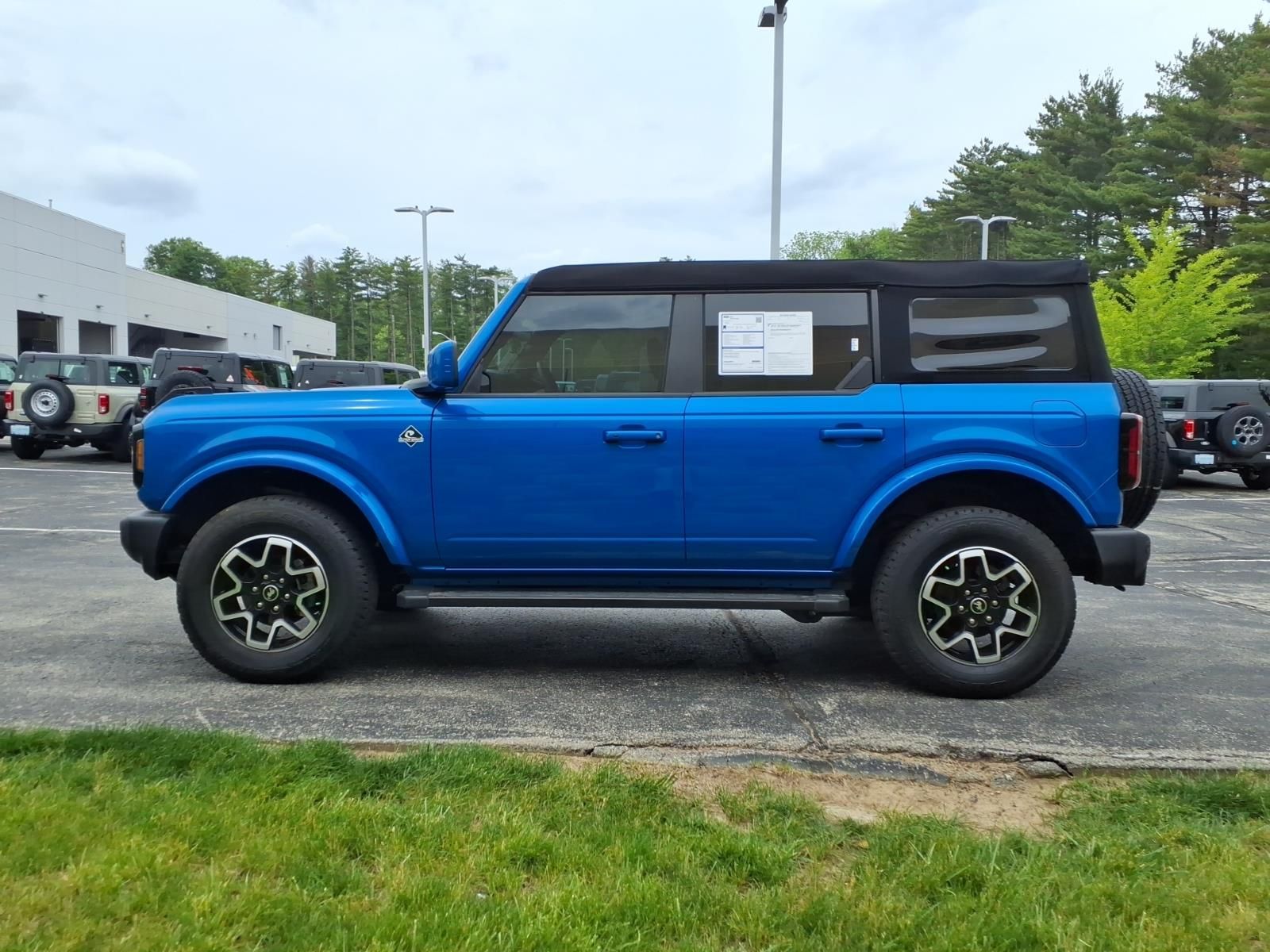 2024 Ford Bronco Outer Banks - Photo 6