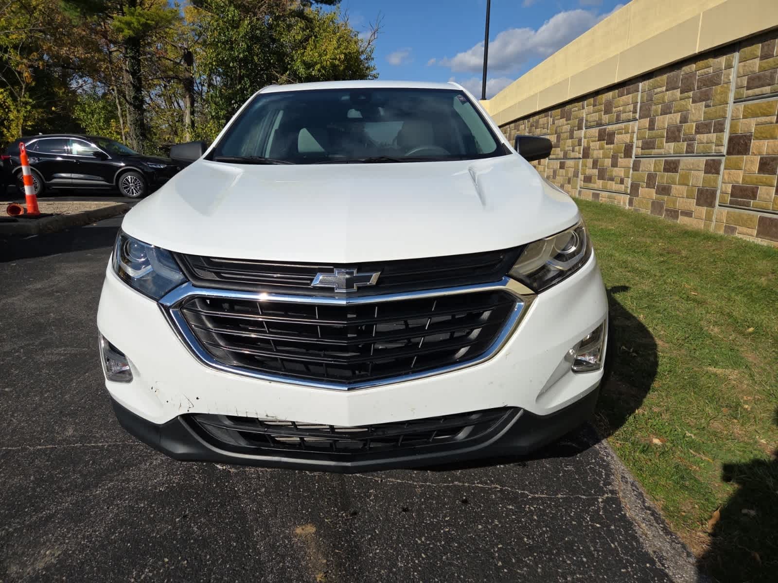 2020 Chevrolet Equinox LS photo 4