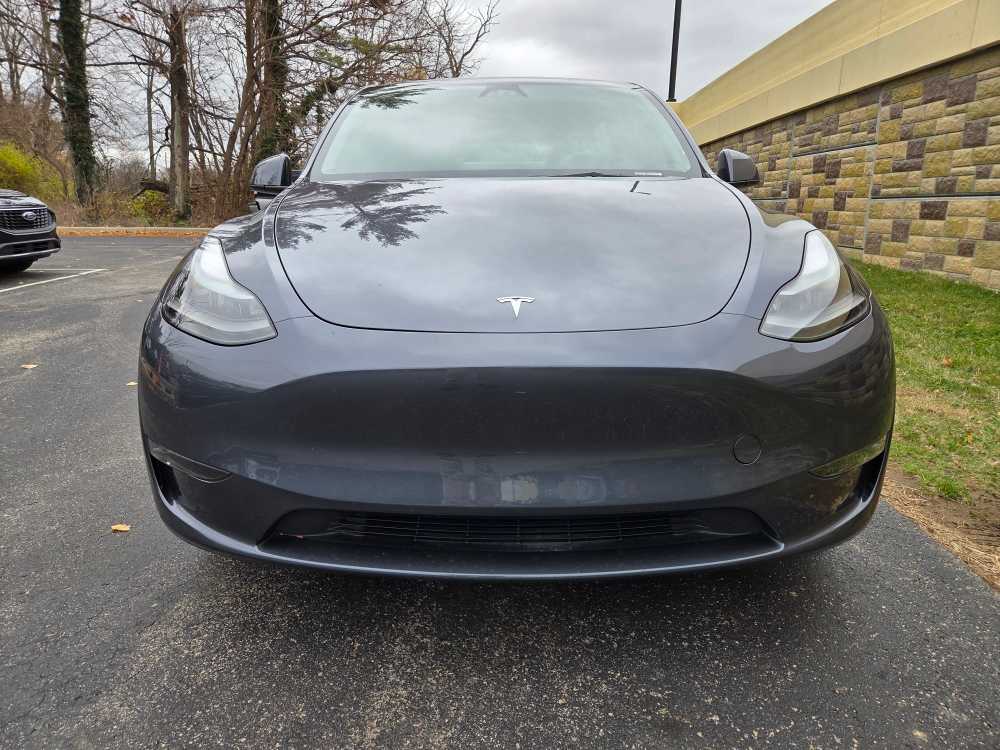 2023 Tesla Model Y Long Range photo 4