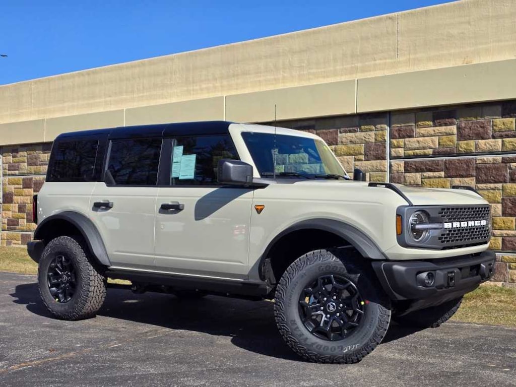 New 2026 Ford Bronco Badlands Advanced 4x4