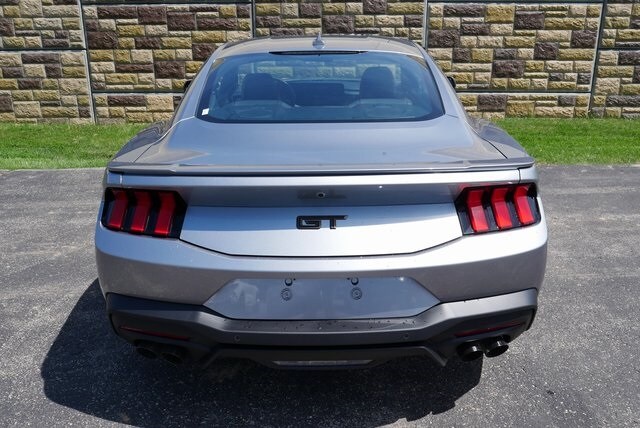 2025 Ford Mustang GT Premium photo 4