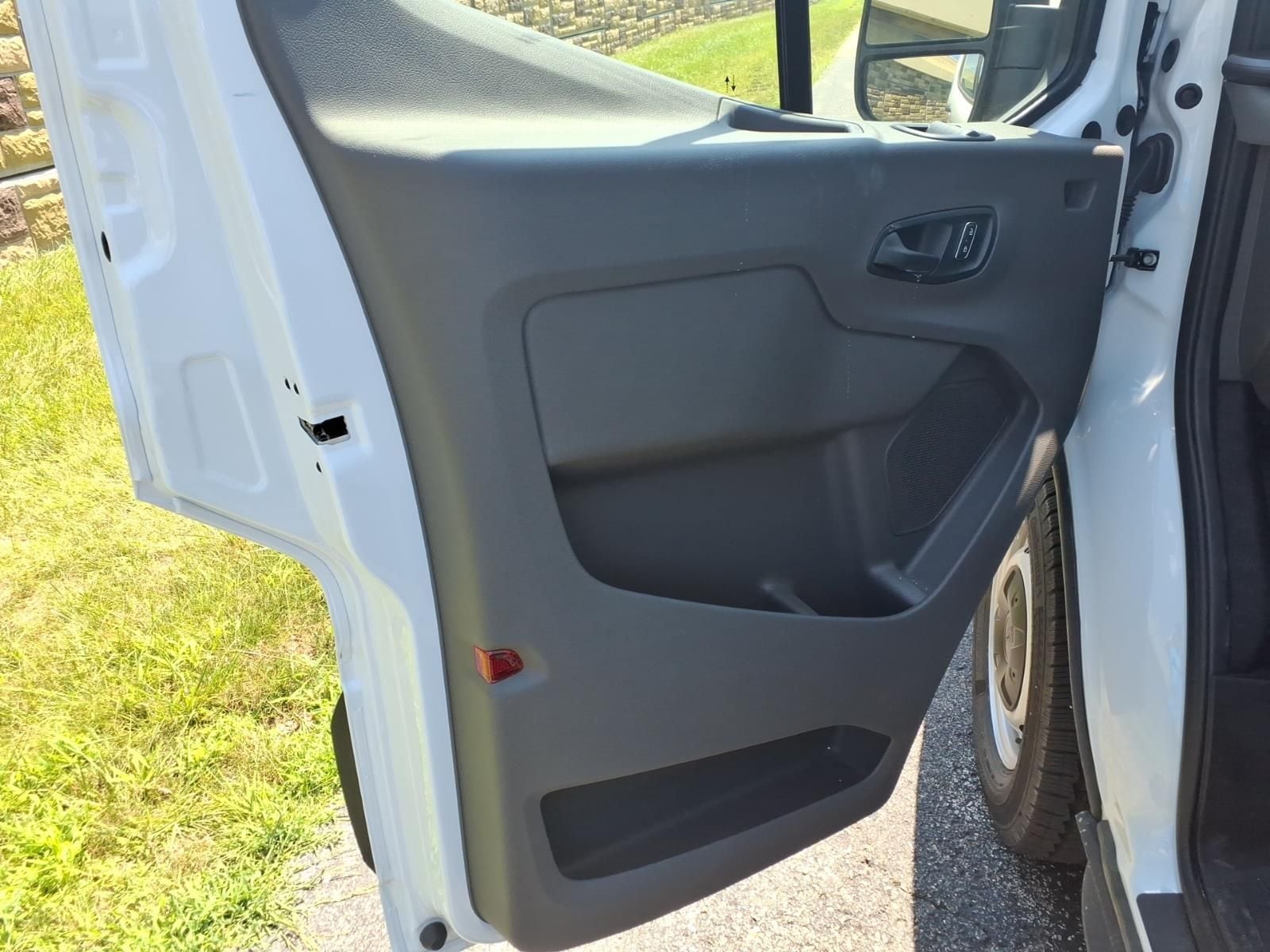 2026 Ford Transit Van Base - Photo 11