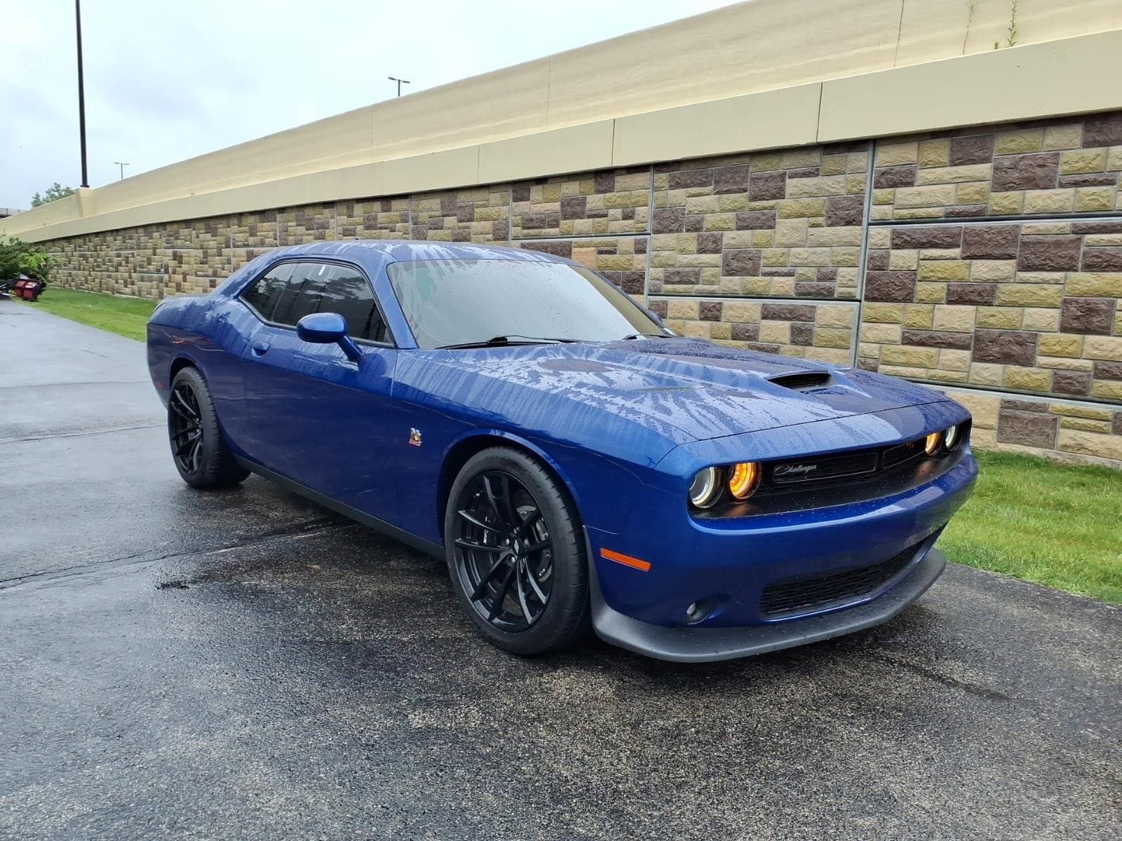 2C3CDZFJ2MH502990
