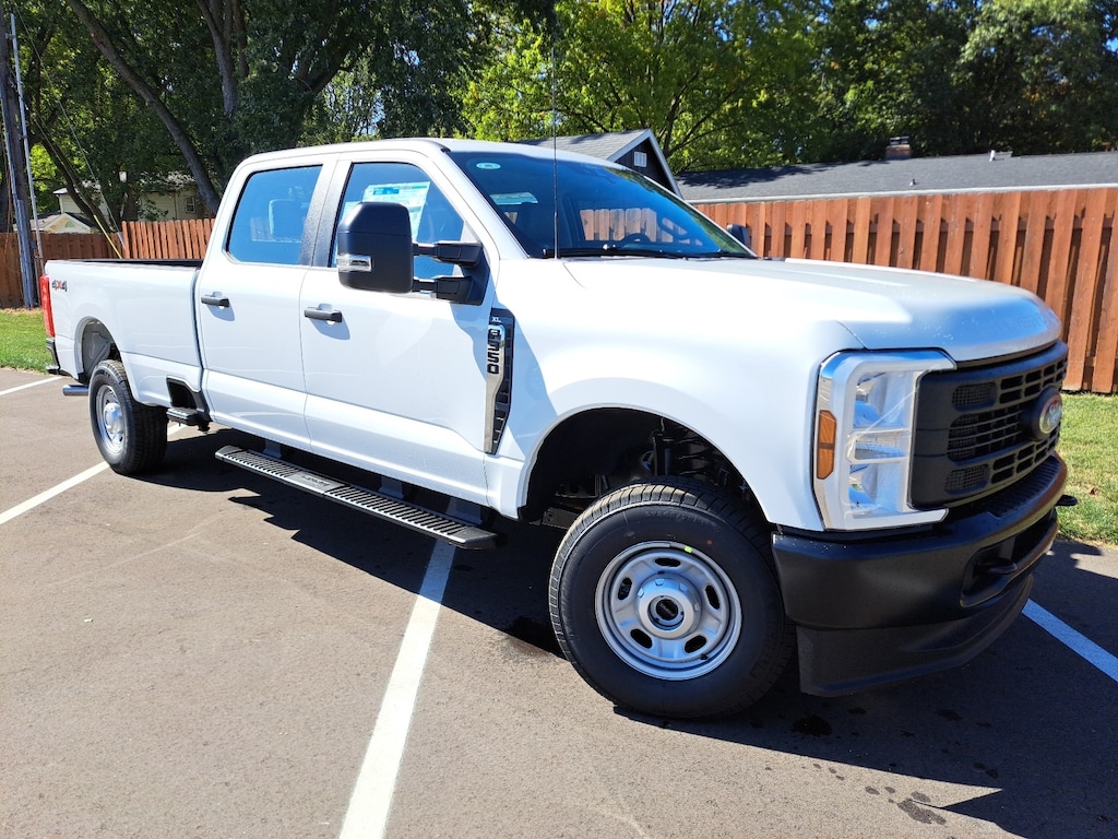 New 2026 Ford F-350 XL Truck Crew Cab