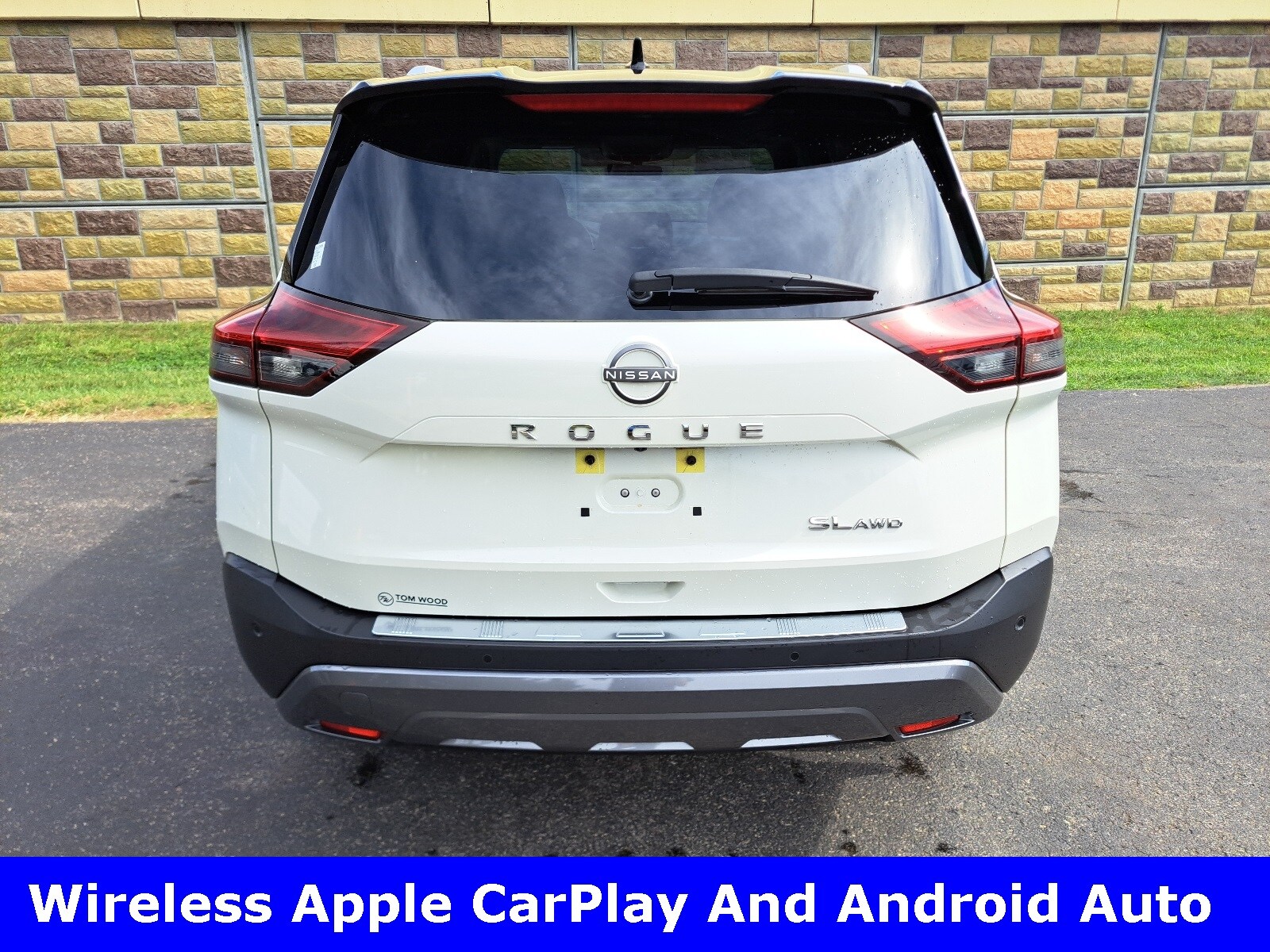 2023 Nissan Rogue SL photo 4