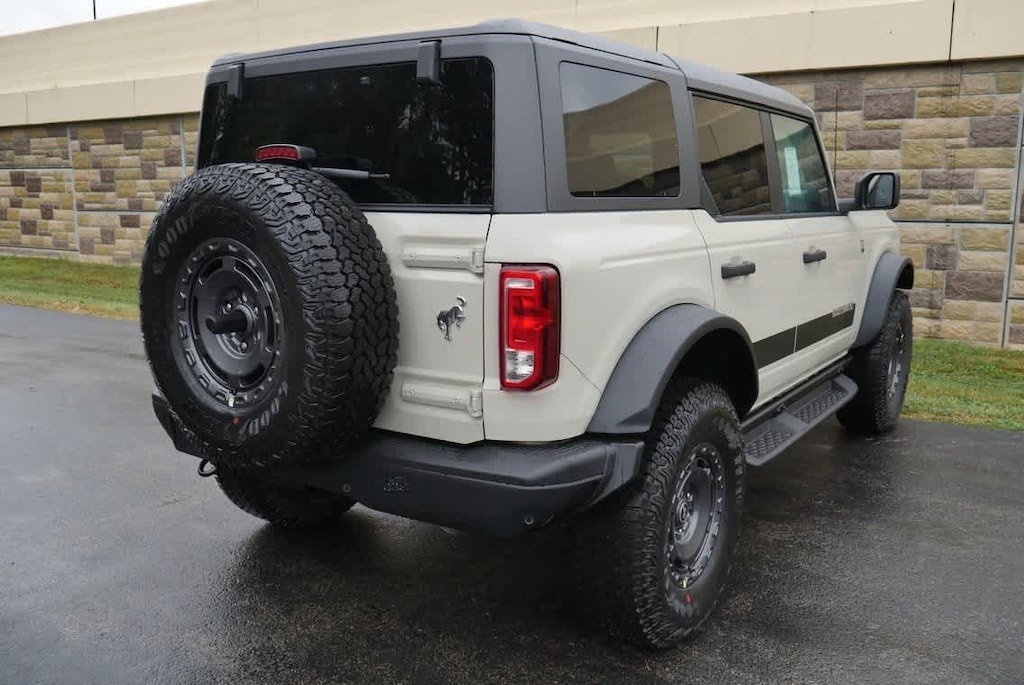 New 2025 Ford Bronco Big Bend 4x4