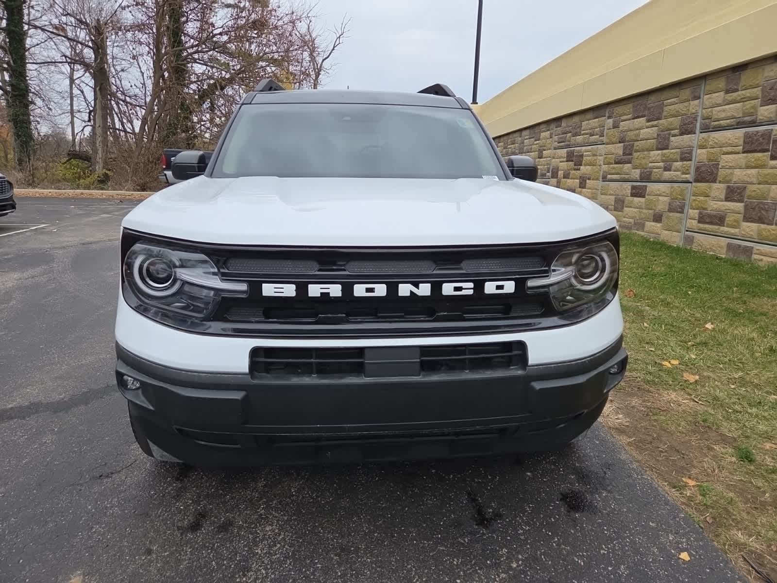 2023 Ford Bronco Sport Outer Banks photo 2