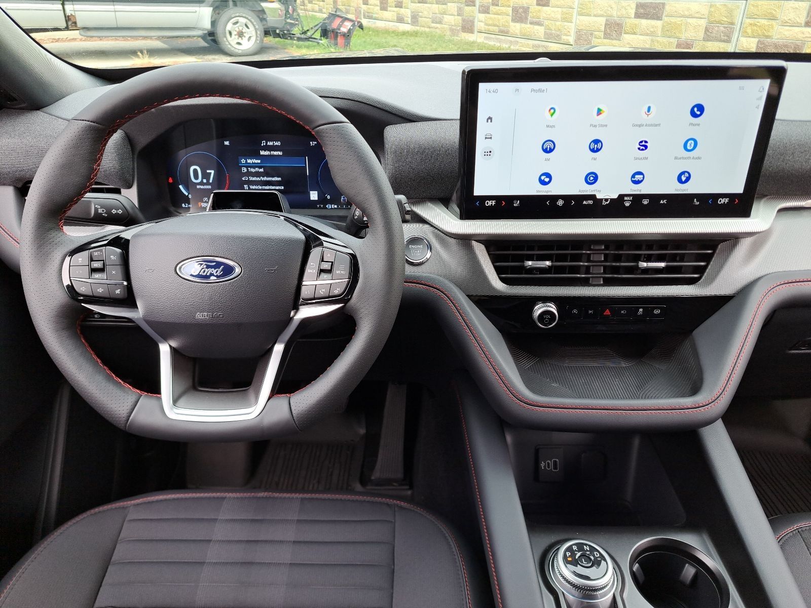 2026 Ford Explorer ST-Line - Photo 17