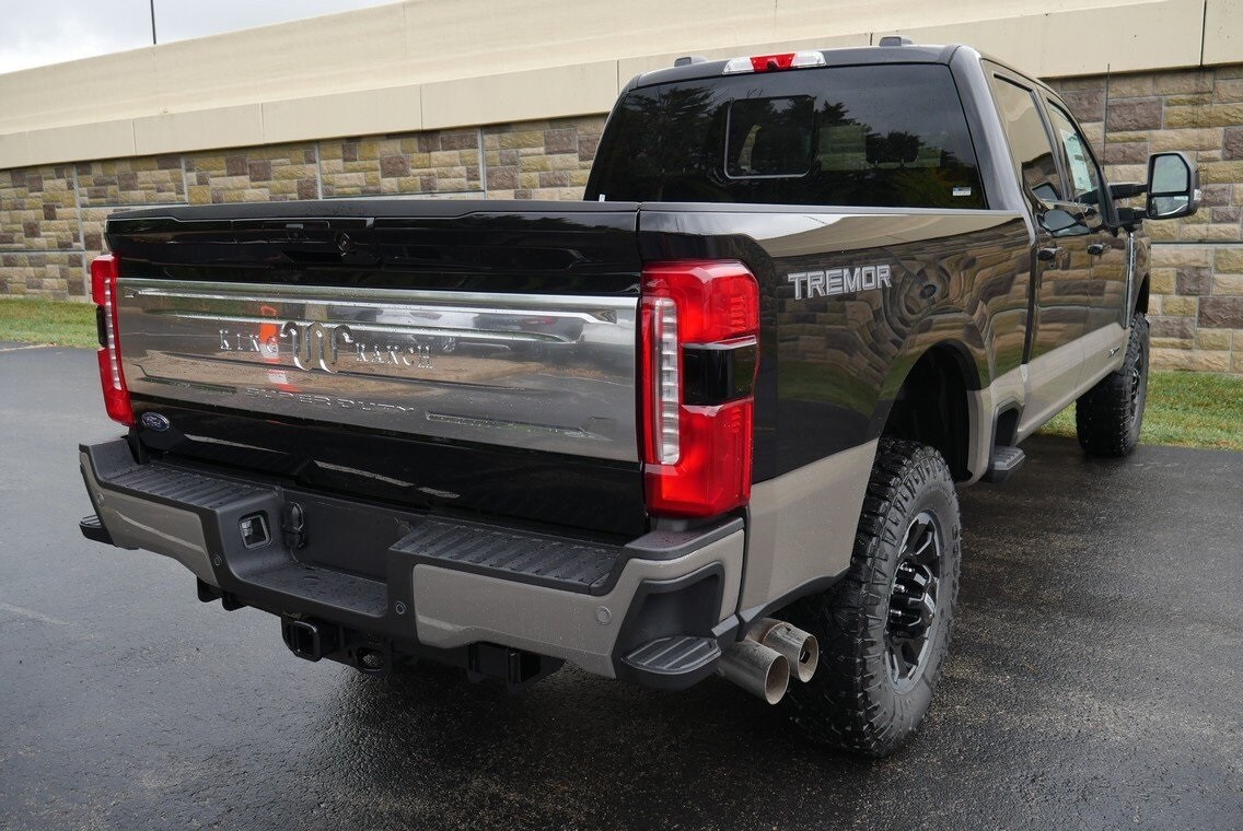 2026 Ford F-250 King Ranch photo 3