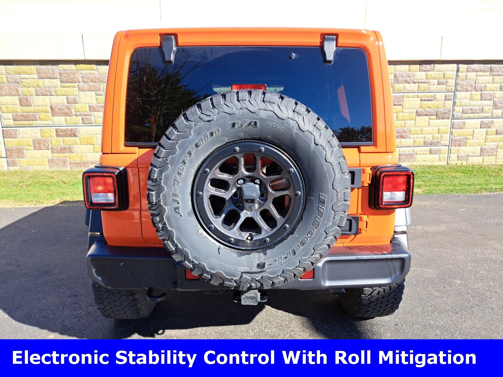 2023 Jeep Wrangler High Tide photo 4