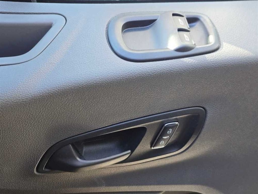2026 Ford Transit Van Base - Photo 17