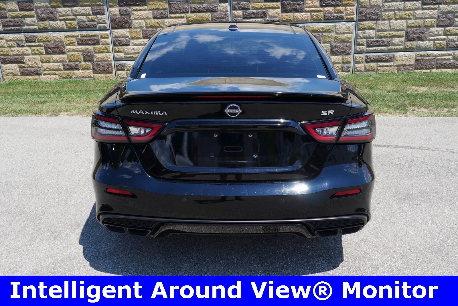 2023 Nissan Maxima SR photo 4