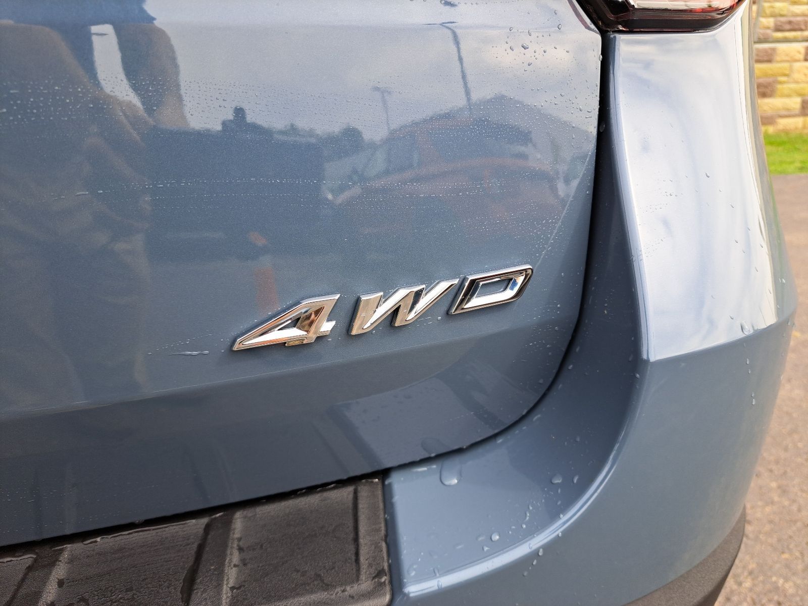 2026 Ford Explorer ST-Line - Photo 5