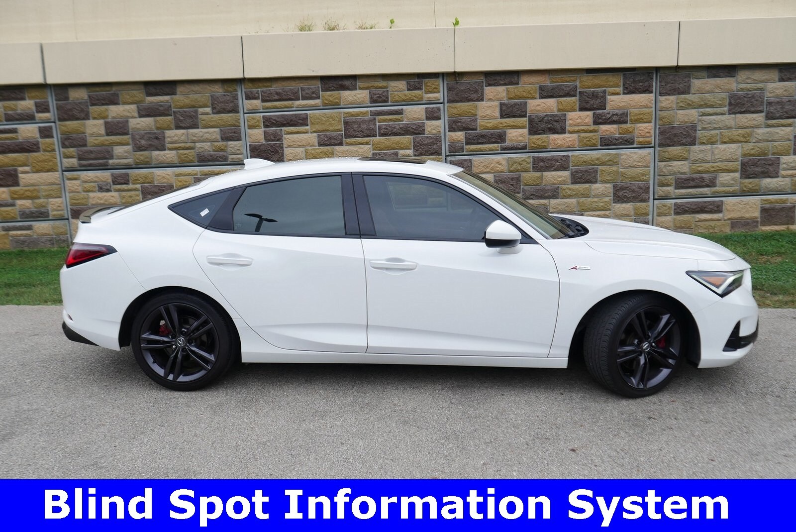 2023 Acura Integra A-Spec photo 2